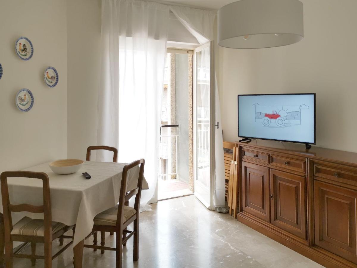 Casa Margherita, Centrale A Due Passi Dal Mare Bordighera Exterior foto